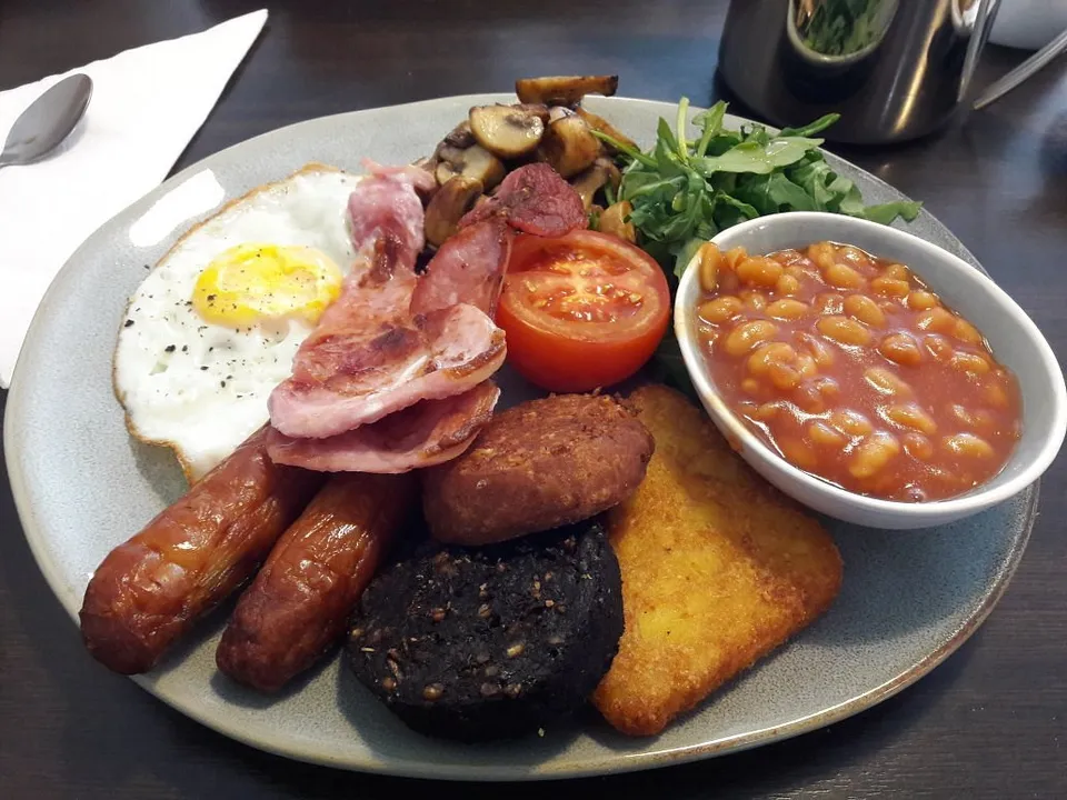 The full Irish breakfast, plated